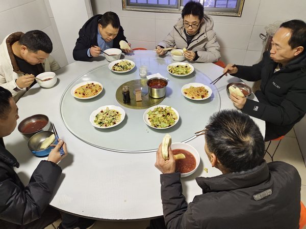 陜煤建設(shè)路橋分公司：心系職工辦實事，暖心舉措惠職工
